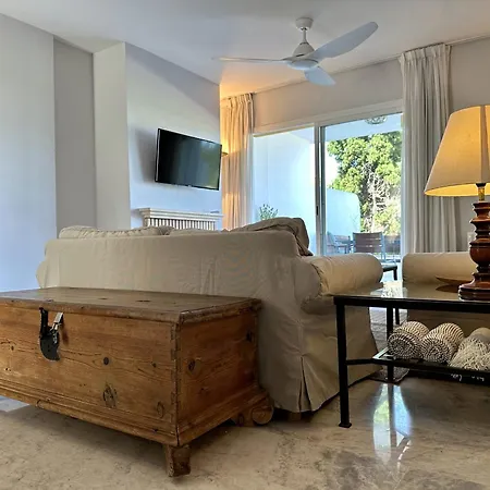 Blue House In Guadalmina Baja, With A Large Terrace Overlooking The Golf Apartment