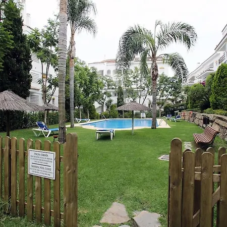 Blue House In Guadalmina Baja, With A Large Terrace Overlooking The Golf Apartment *